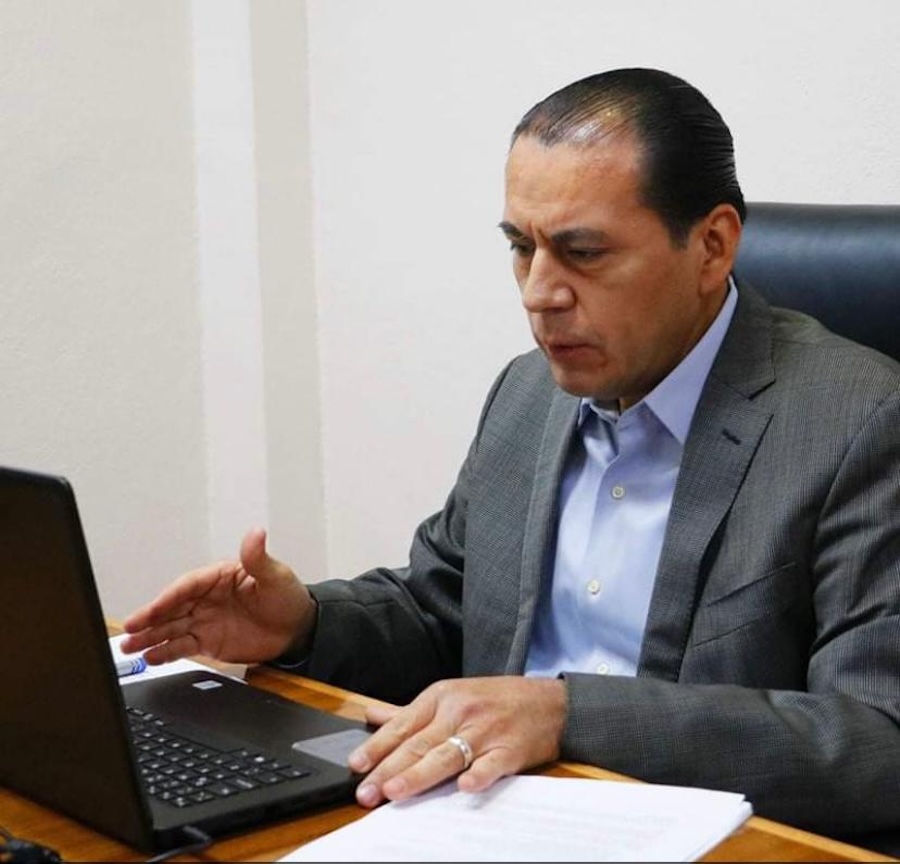 Sale Daniel de la Rosa de la Procuraduría de BCS